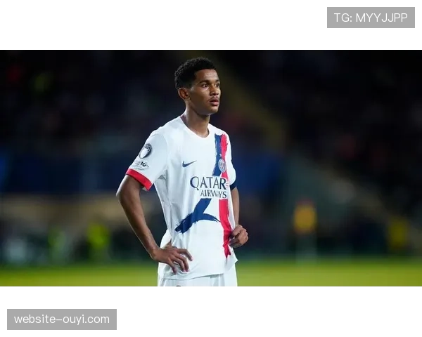 巴黎圣日耳曼训练恢复，马尤卢、登贝莱等球员参与全队备战